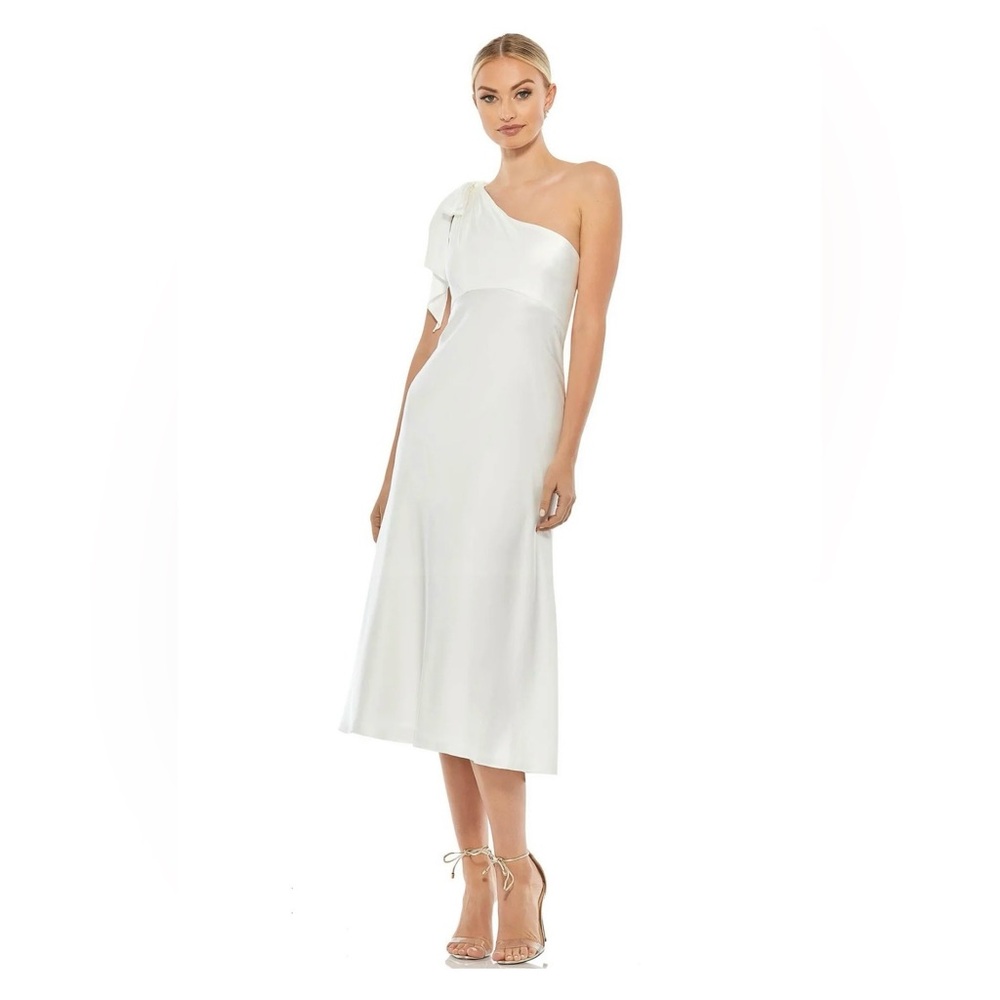 Mac Duggal 55387 White Satin One-Shoulder Dress | Size 0 | NWT